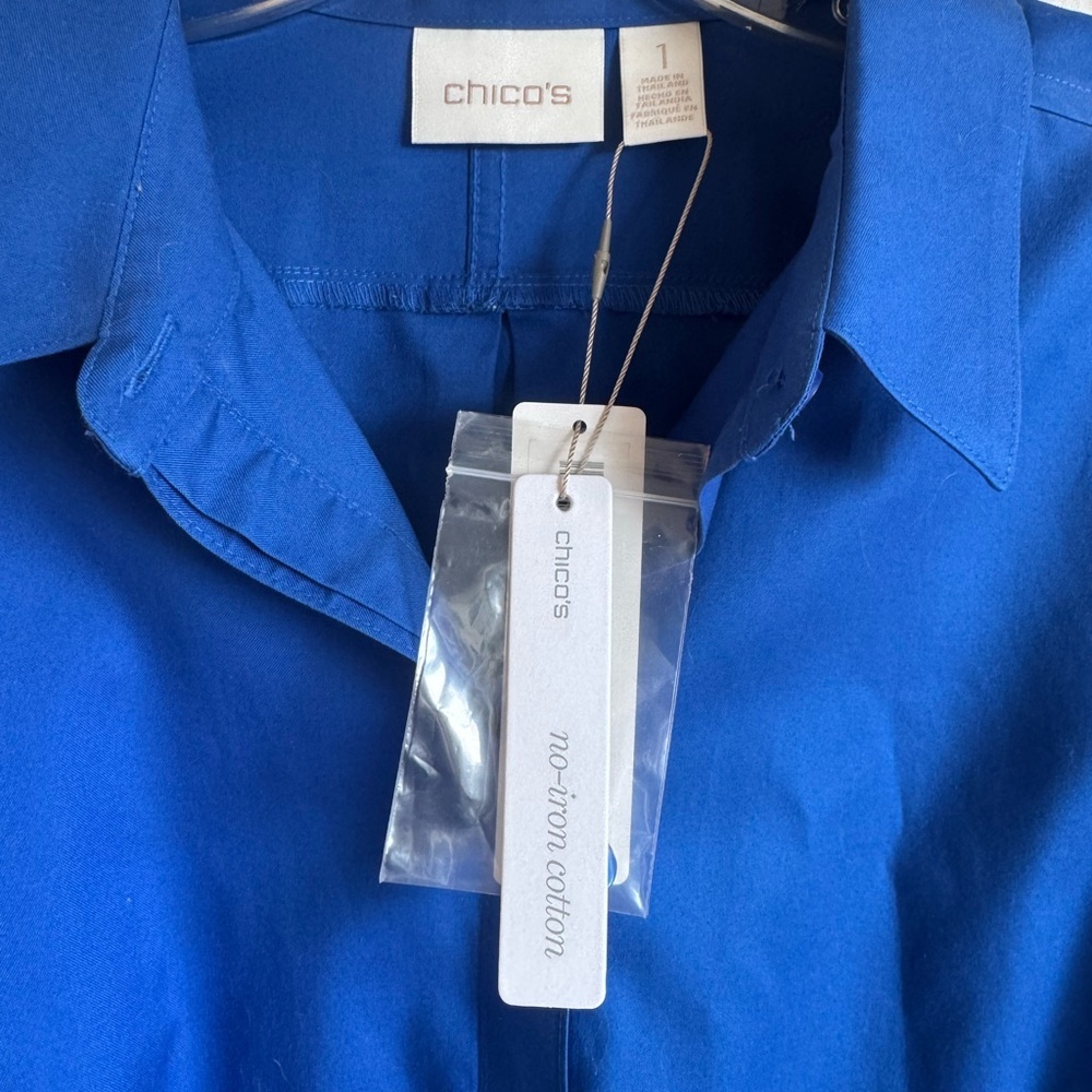 NWT Chico’s Blue Button Down Shirt - Picture 4 of 6